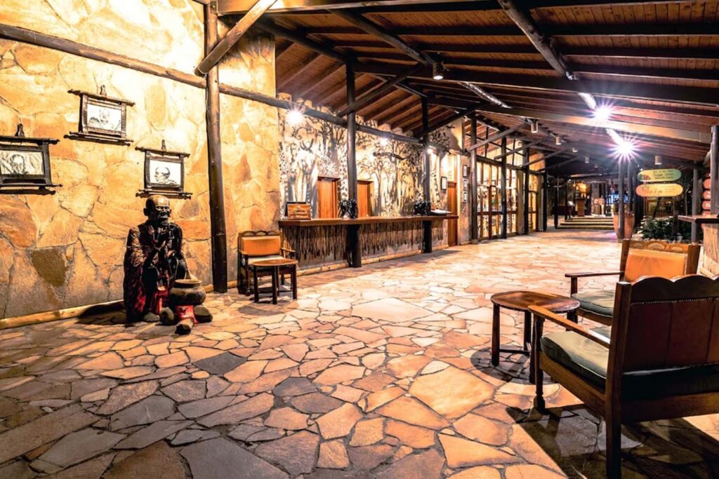 Oloip Bar | Sarova Mara Game Camp