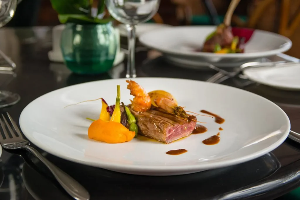 Thorn Tree Cafe | Sarova Stanley