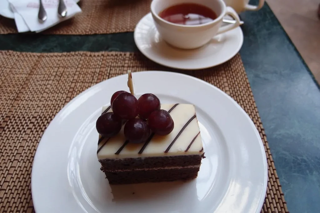 Thorn Tree Cafe | Sarova Stanley