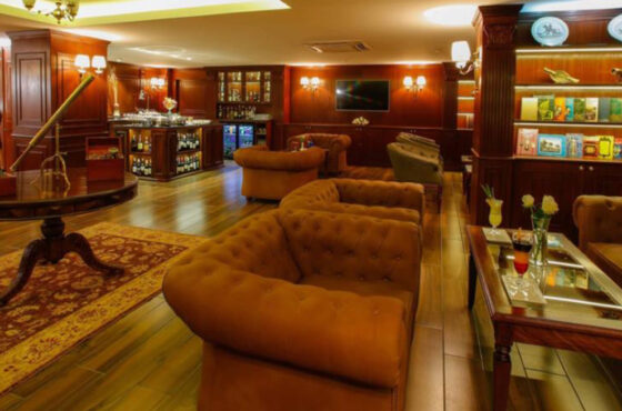 1902 Lounge